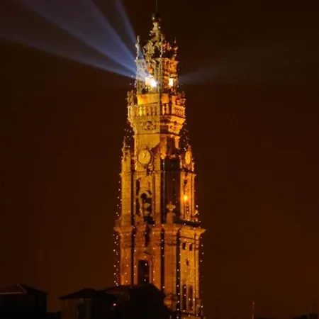 شقة Spacious Modern In بورتو