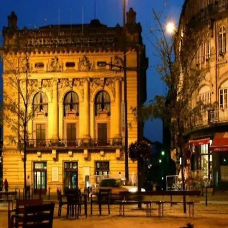 Spacious Modern In شقة *