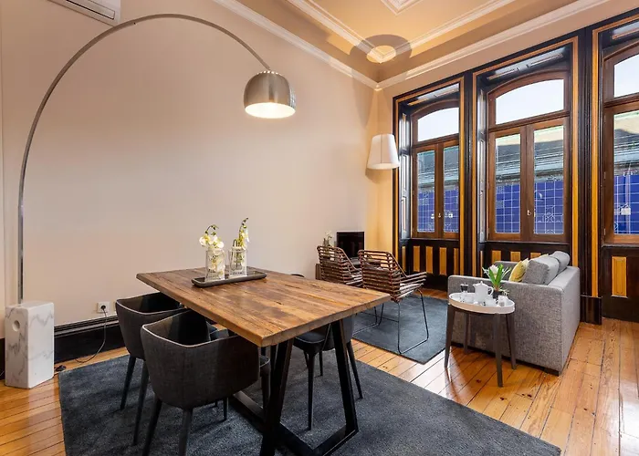 Spacious Modern In *