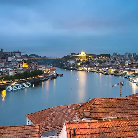 Spacious Modern In * Porto