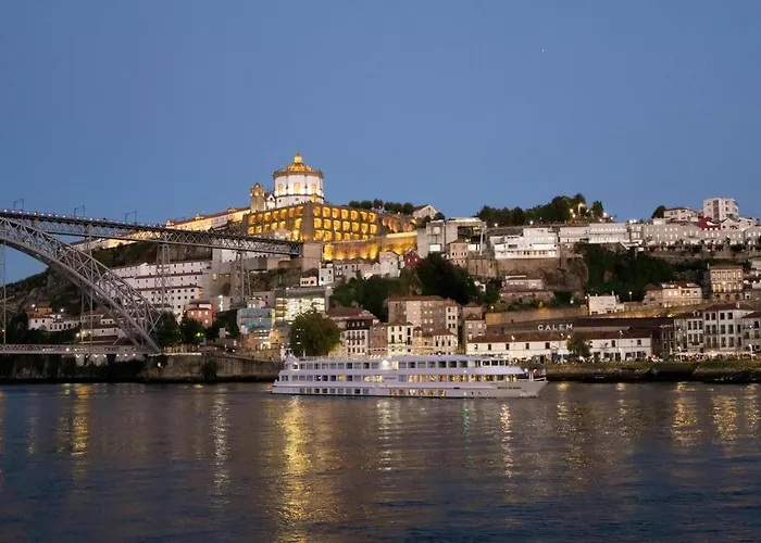 Spacious Modern In *